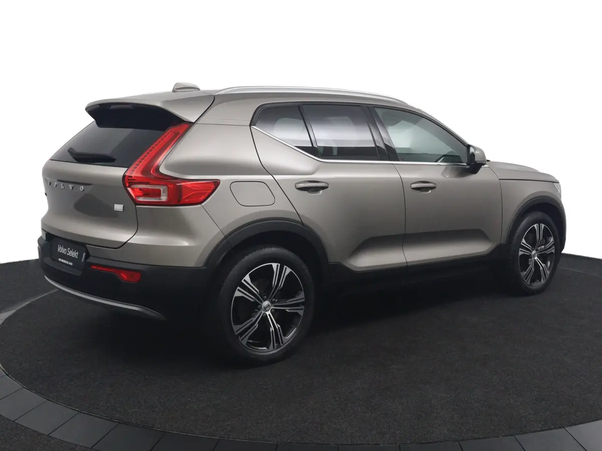 T4 Inscription | Trekhaak | Leder | Adaptive Cruise | SOH 88% | Stoel/Stuurverwarming | LED | 19 Inch | Camera | CarPlay/Android Auto
