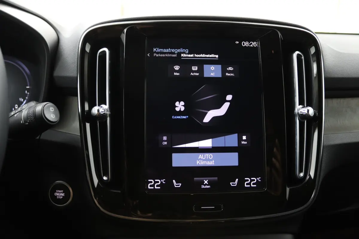 T4 Inscription | Trekhaak | Leder | Adaptive Cruise | SOH 88% | Stoel/Stuurverwarming | LED | 19 Inch | Camera | CarPlay/Android Auto