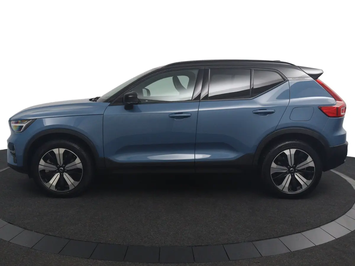 Plus 70 kWh | Adaptive Cruise | SOH 94% | BLIS | Camera | DAB | Luxe Bekelding | CarPlay/Android Auto | Elektrische Achterklep | Privacy Glass