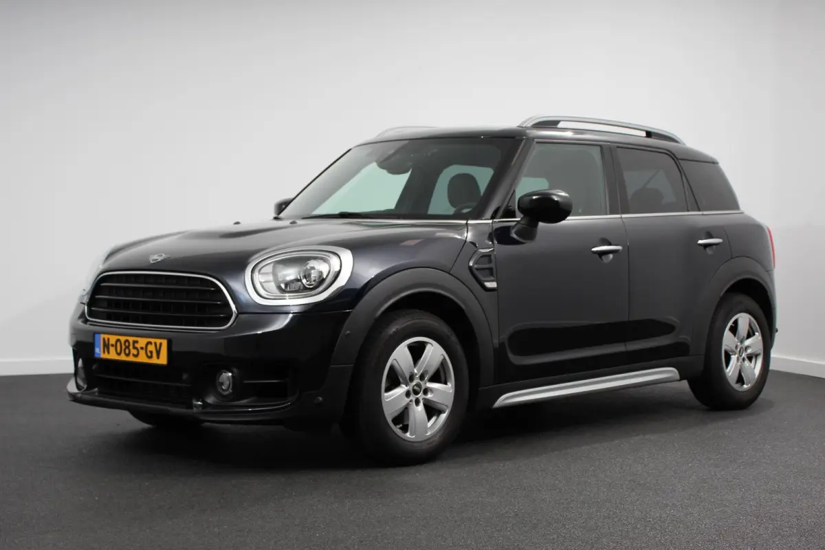 1.5 Automaat Cooper Salt Climate Control Lederen bekleding Cruise Control Parkeersensoren V+A Getinte ramen