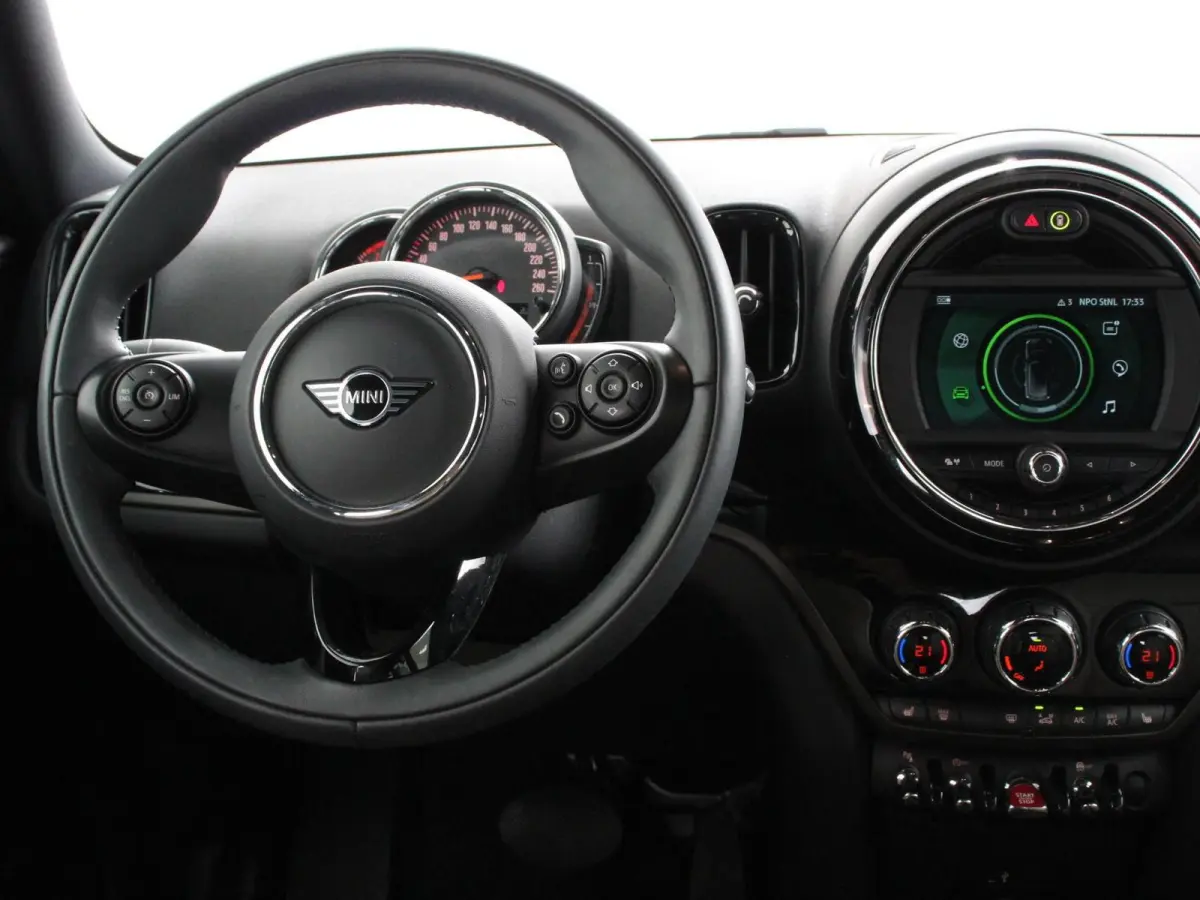 1.5 Automaat Cooper Salt Climate Control Lederen bekleding Cruise Control Parkeersensoren V+A Getinte ramen
