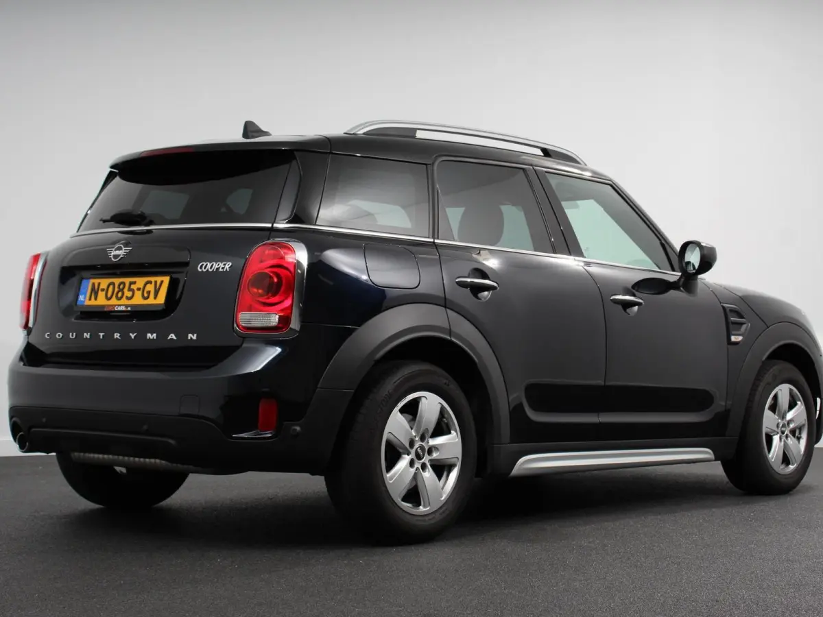 1.5 Automaat Cooper Salt Climate Control Lederen bekleding Cruise Control Parkeersensoren V+A Getinte ramen