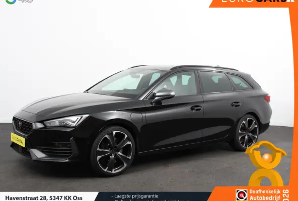 1.4 e-Hybrid VZ 245 pk DSG Wegklapbare trekhaak Navigatie Apple CarPlay Android Auto Camera Parkeerhulp  Adaptive Cruise Control Dodehoekdetectie Stoel- en stuurverwarming Full Led Climate C