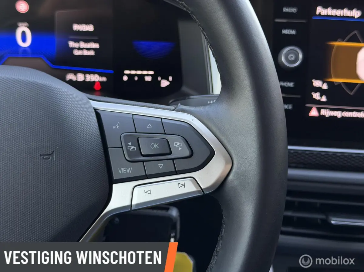 1.0 TSI Life Business met slechts 54.612 km!!