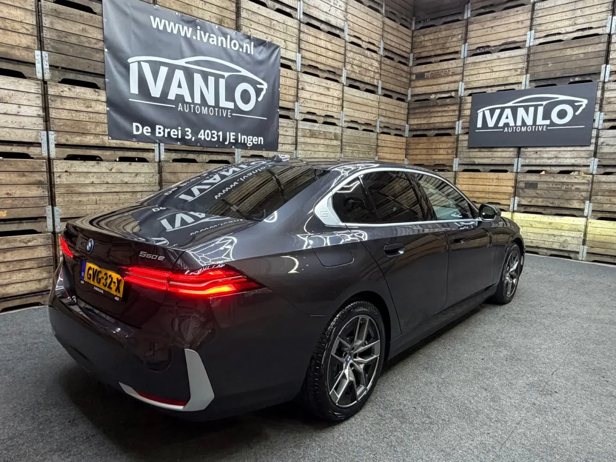 550e xDrive Leder Clima LED Camera Carplay 19"LM