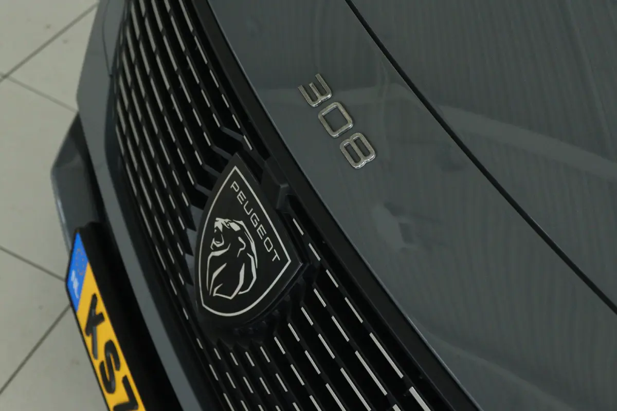 Allure EV 54 kWh 412KM Range | SOH 93% | Adapt. Cruise | Stoel+Stuurverwarming | Camera | Navi | Carplay | LED |