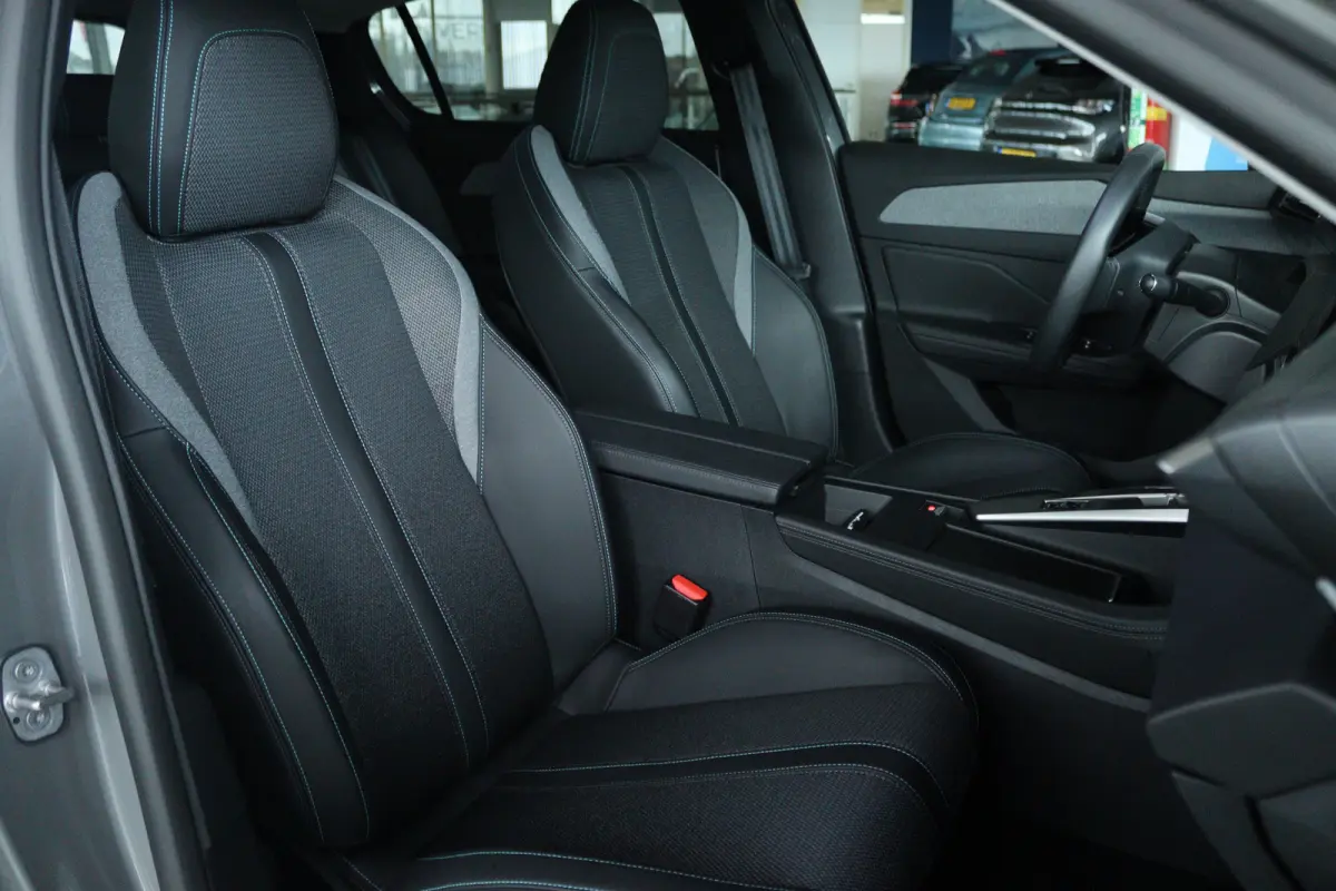 Allure EV 54 kWh 412KM Range | SOH 93% | Adapt. Cruise | Stoel+Stuurverwarming | Camera | Navi | Carplay | LED |