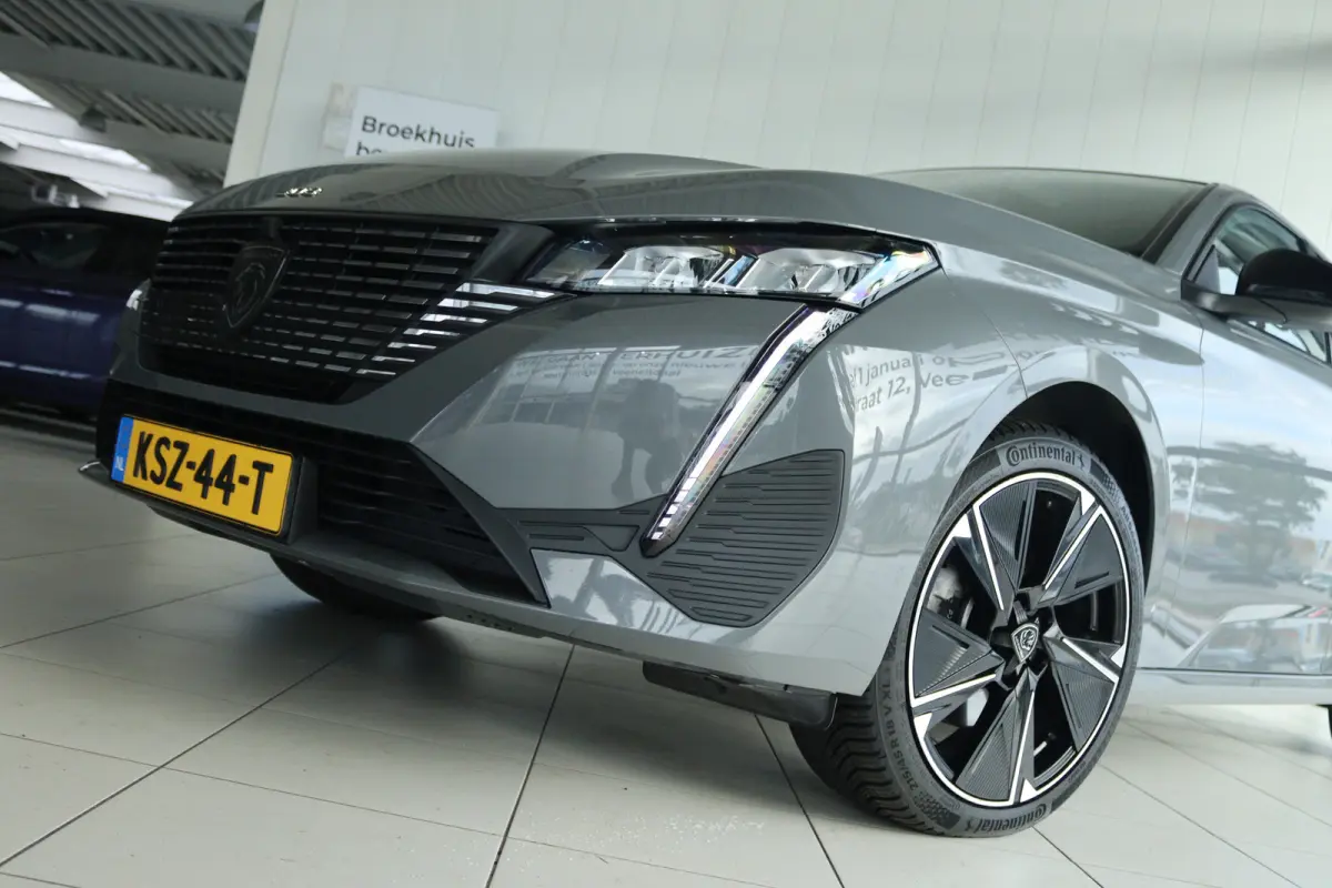 Allure EV 54 kWh 412KM Range | SOH 93% | Adapt. Cruise | Stoel+Stuurverwarming | Camera | Navi | Carplay | LED |