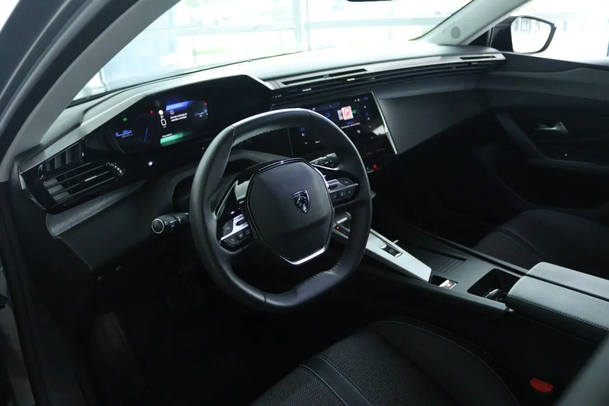 Allure EV 54 kWh 412KM Range | SOH 93% | Adapt. Cruise | Stoel+Stuurverwarming | Camera | Navi | Carplay | LED |