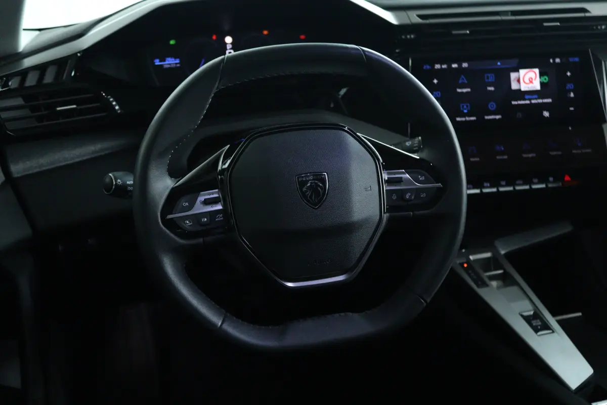 Allure EV 54 kWh 412KM Range | SOH 93% | Adapt. Cruise | Stoel+Stuurverwarming | Camera | Navi | Carplay | LED |