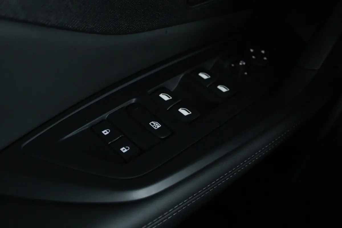 Allure EV 54 kWh 412KM Range | SOH 93% | Adapt. Cruise | Stoel+Stuurverwarming | Camera | Navi | Carplay | LED |