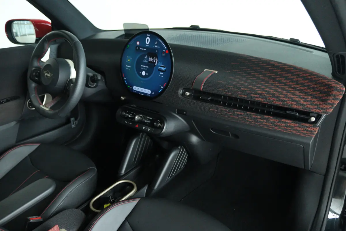 3-Deurs SE John Cooper Works XL 54.2 kWh 371KM Range | SOH 96% | Adapt. Cruise | Stoel+Stuurverwarming | Harman & Kardon | Head-up | Pano | Memory | 360 Camera |