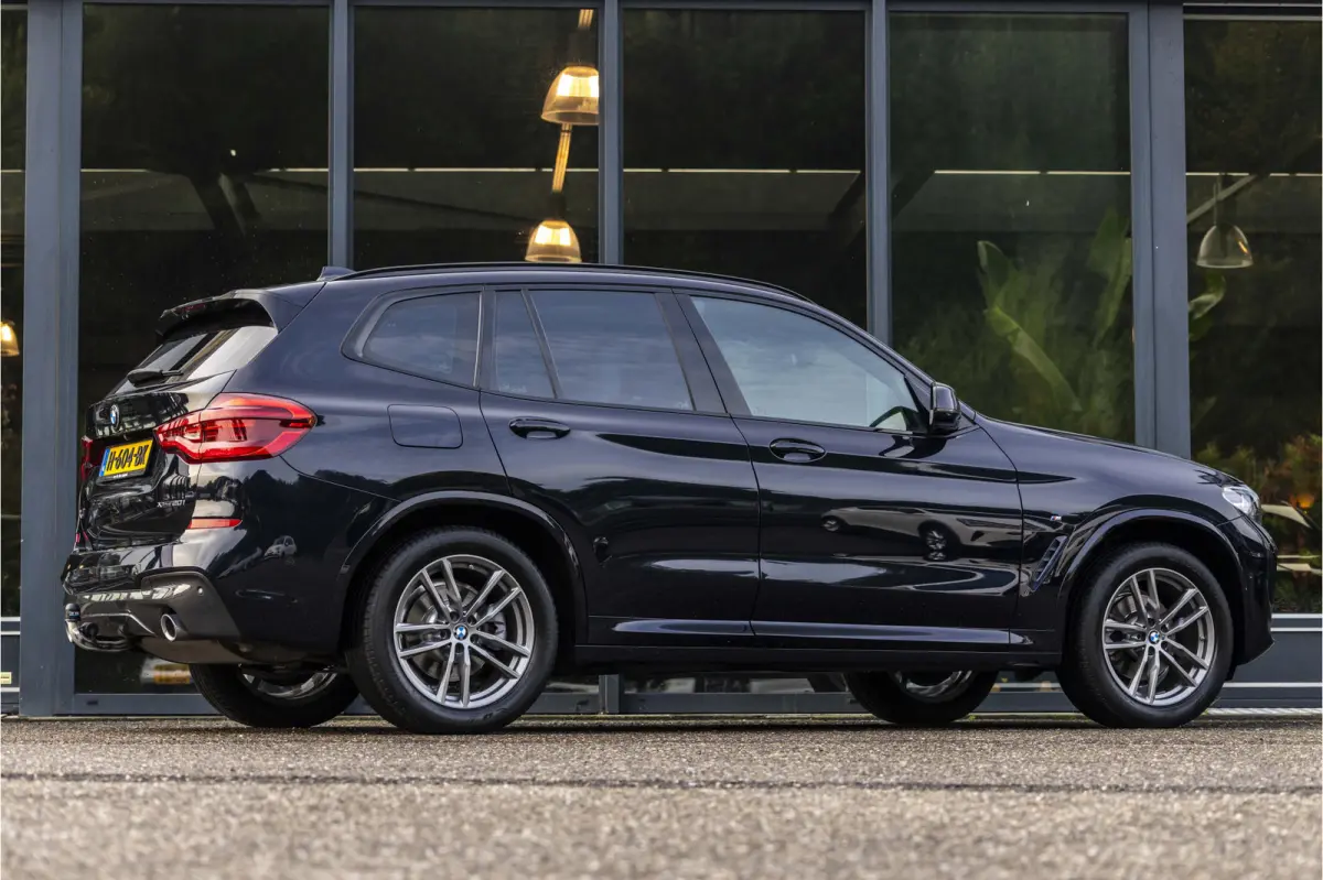 xDrive20i High Executive Edition M-Pakket | Panormadak | trekhaak |