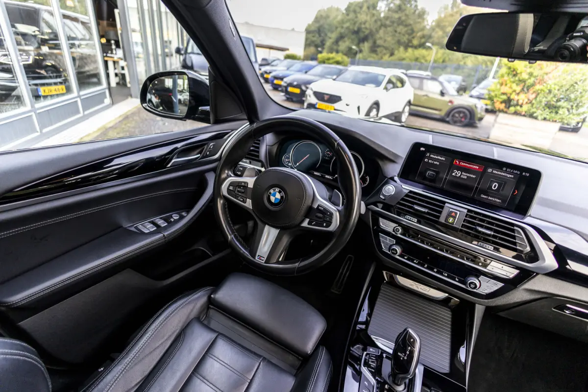 xDrive20i High Executive Edition M-Pakket | Panormadak | trekhaak |
