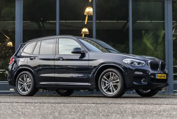xDrive20i High Executive Edition M-Pakket | Panormadak | trekhaak |