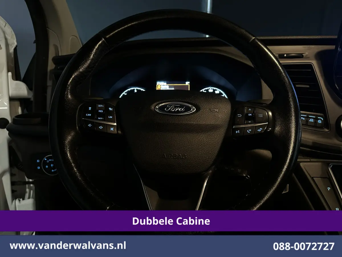 2.0 TDCI 130pk Automaat L2H1 Dubbele Cabine inrichting Euro6 Airco | 6-Zits | Camera | Navigatie | Apple Carplay | LED Android Auto, Adaptieve Cruisecontrol, Stoelverwarming, Verwarmde voorr