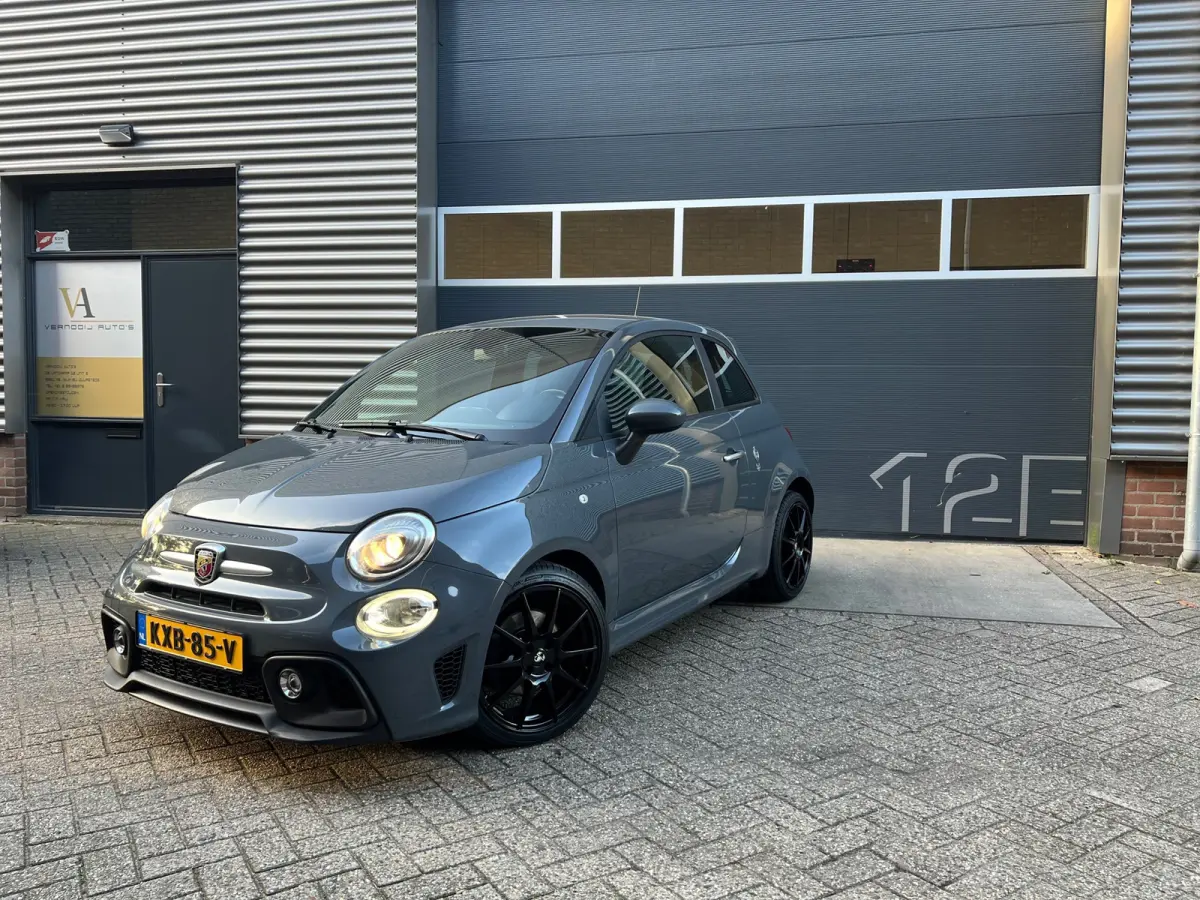1.4 T-Jet Abarth 595 70th Anniversary Carplay