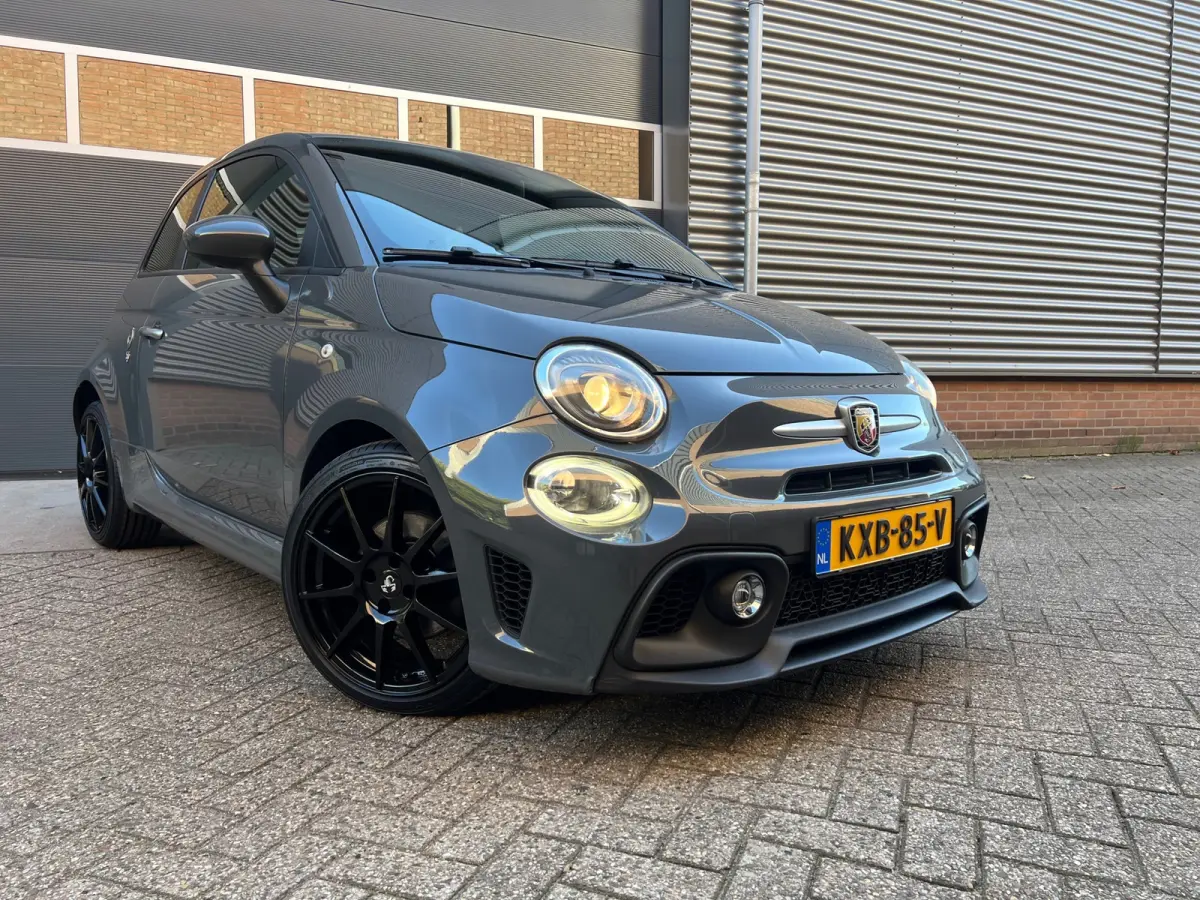 1.4 T-Jet Abarth 595 70th Anniversary Carplay