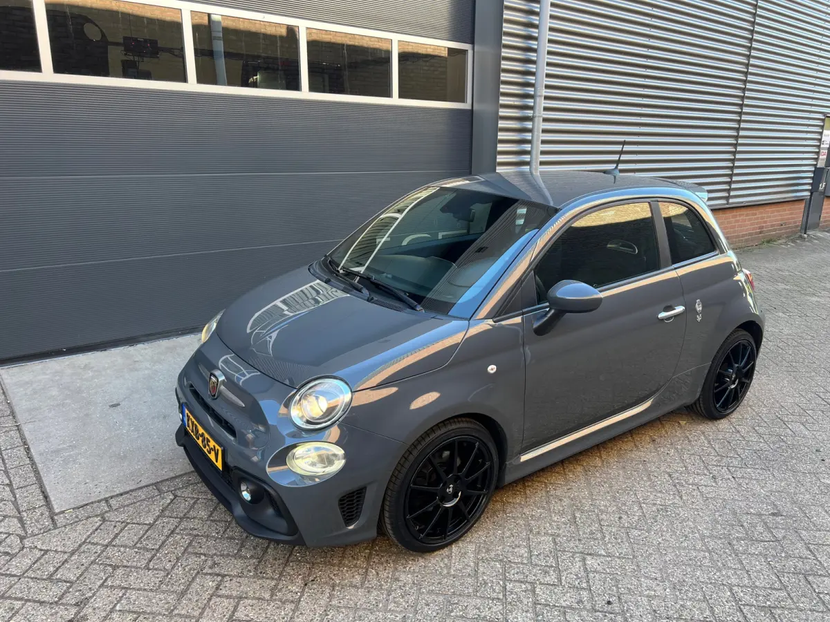 1.4 T-Jet Abarth 595 70th Anniversary Carplay
