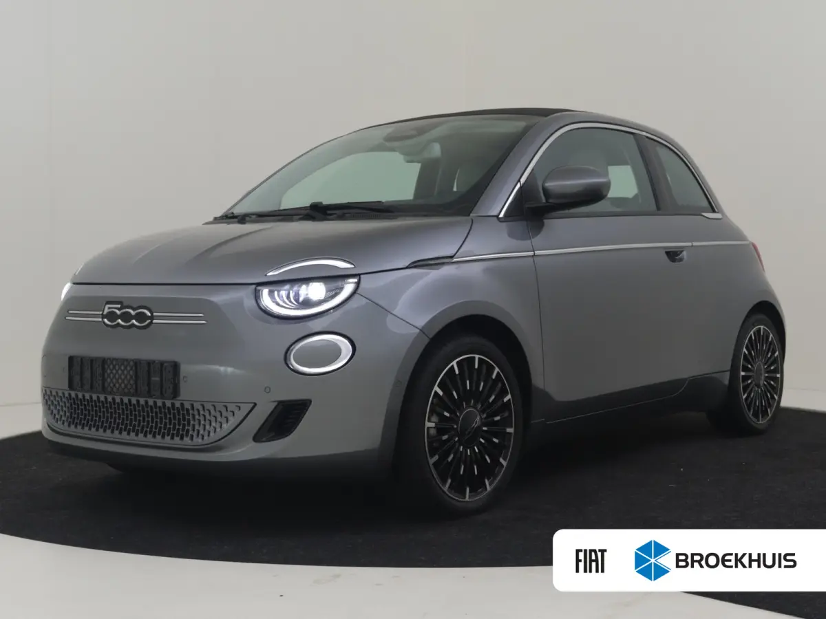 La Prima 42 kWh l Leder l 17" l Adaptive Cr Control l Stuurverwarming l Cabrio! l Navigatie l Side Assist l