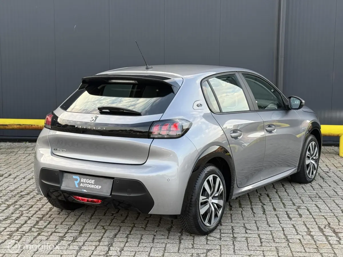 EV Allure 50 kWh KEYLESS | CARPLAY | LED