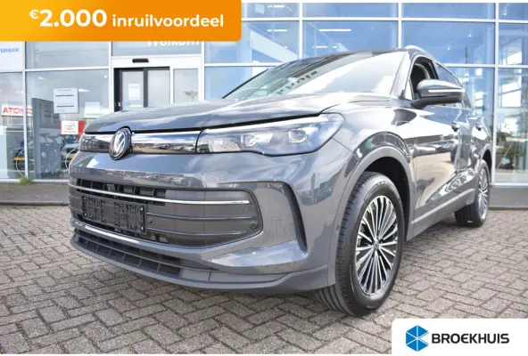 Life Edition - eHybrid | 'App-Connect' draadloze smartphone integratie | Automatische afstandsregeling (Adaptive Cruise Control) | Diefstalalarm