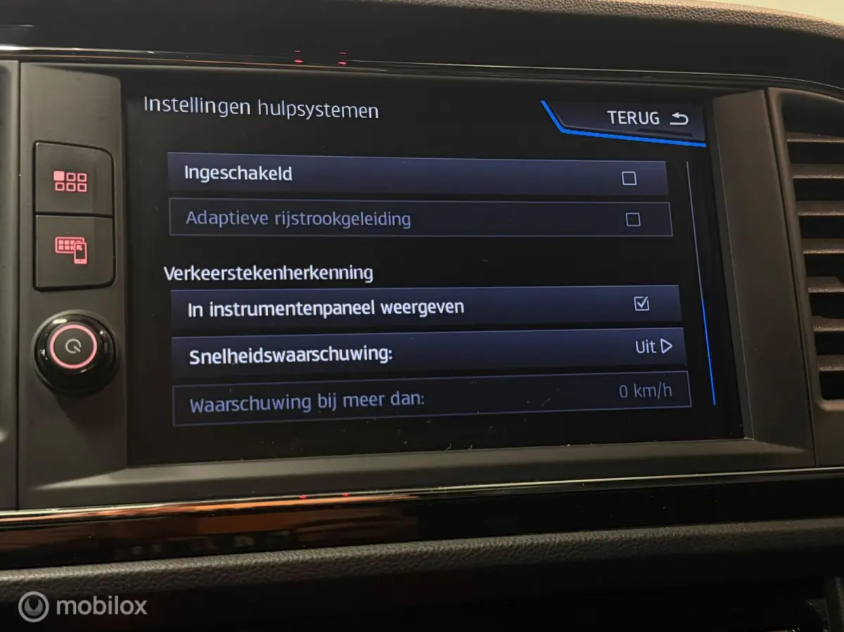 2.0 TSI CUPRA 300 4DRIVE Panorama/Kuipstoelen/Keyless/Virtual/Beats