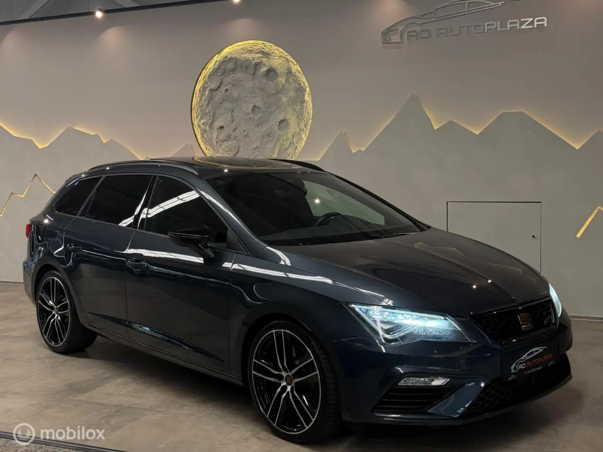 2.0 TSI CUPRA 300 4DRIVE Panorama/Kuipstoelen/Keyless/Virtual/Beats