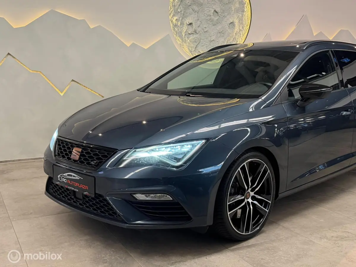 2.0 TSI CUPRA 300 4DRIVE Panorama/Kuipstoelen/Keyless/Virtual/Beats