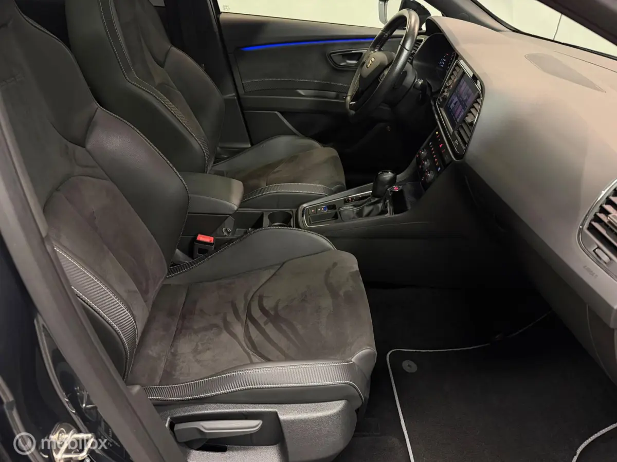 2.0 TSI CUPRA 300 4DRIVE Panorama/Kuipstoelen/Keyless/Virtual/Beats