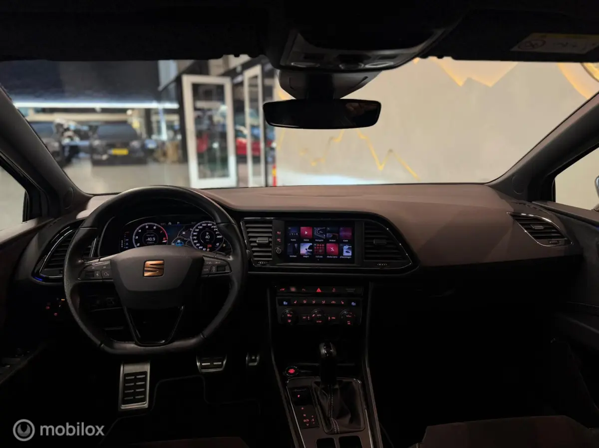 2.0 TSI CUPRA 300 4DRIVE Panorama/Kuipstoelen/Keyless/Virtual/Beats