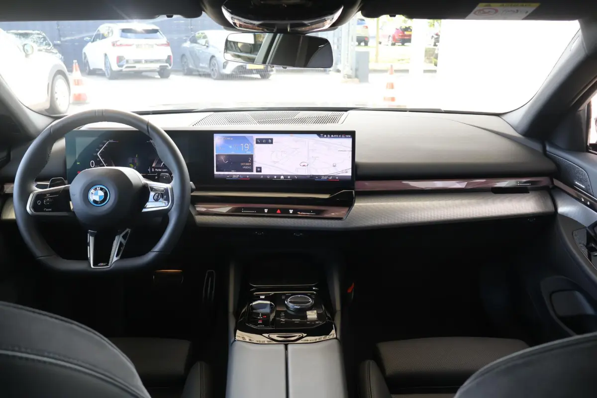 530e | M Sport Pro | Driving Assistant Plus | Harman/Kardon | Achteruitrijcamera