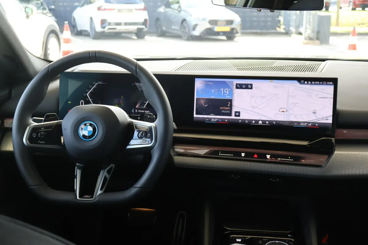 530e | M Sport Pro | Driving Assistant Plus | Harman/Kardon | Achteruitrijcamera