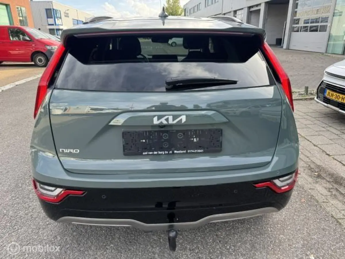 DynamicLine 64.8 kWh , 460 km elektrisch rij bereik , Trekhaak , Navigatie , Camera Achter , Parkeerhulp voor & Achter , Cruise & Climate controle
