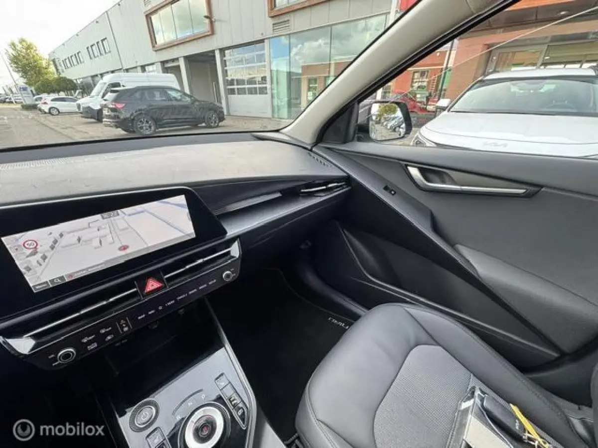 DynamicLine 64.8 kWh , 460 km elektrisch rij bereik , Trekhaak , Navigatie , Camera Achter , Parkeerhulp voor & Achter , Cruise & Climate controle