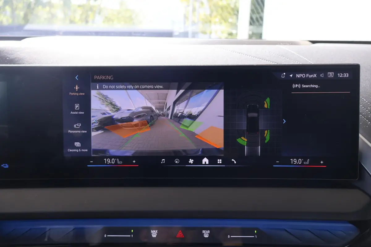 30e xDrive | M Sport Pro | Panorama Dak | Harman/Kardon | Trekhaak