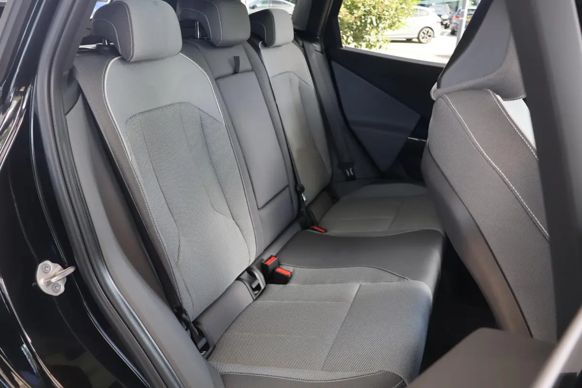 30e xDrive | M Sport Pro | Panorama Dak | Harman/Kardon | Trekhaak