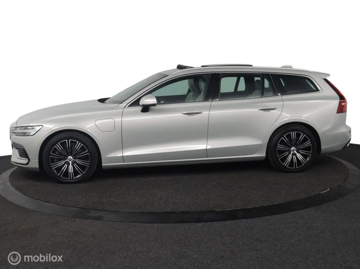 2.0 T8 Recharge AWD Inscription | Massage | Panoramadak | Head Up | 360 Camera | Harman Kardon | BLISS | Adaptive Cruise