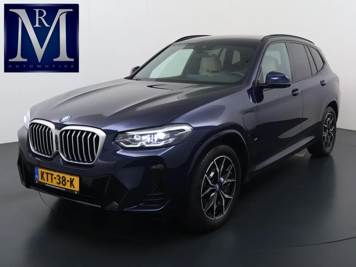 xDrive30e APPLE CAR./ANDROID AUTO | ELECT. ACHTERKLEP | STOEL VERW. | CRUISE CONTR. |