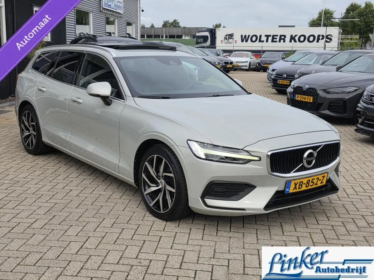 2.0 T5 Momentum Automaat|PANO|ELEKTR TREKH|NL-AUTO