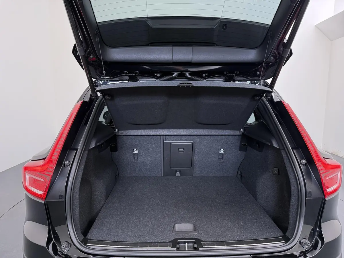 1.5 T4 Plug-in hybrid Plus Bright | Adapt. Cruise | Parkeercamera | Stoelverw. |