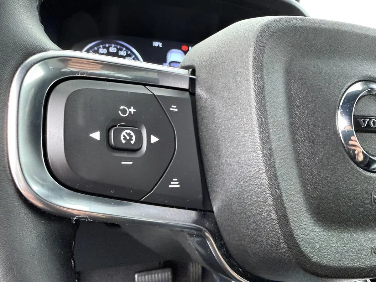 1.5 T4 Plug-in hybrid Plus Bright | Adapt. Cruise | Parkeercamera | Stoelverw. |