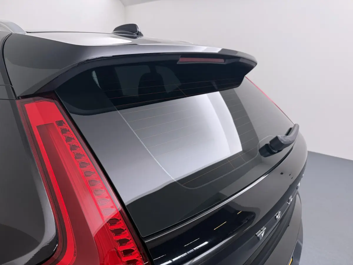 1.5 T4 Plug-in hybrid Plus Bright | Adapt. Cruise | Parkeercamera | Stoelverw. |