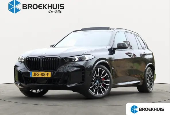 xDrive50e M Sport | UNIEK! | ELEKTR. TREKHAAK | PANODAK | STOEL + STUURVERWARMING | M-SPORT | ADAPTIVE CRUISE | DODE HOEK | 21" LMV