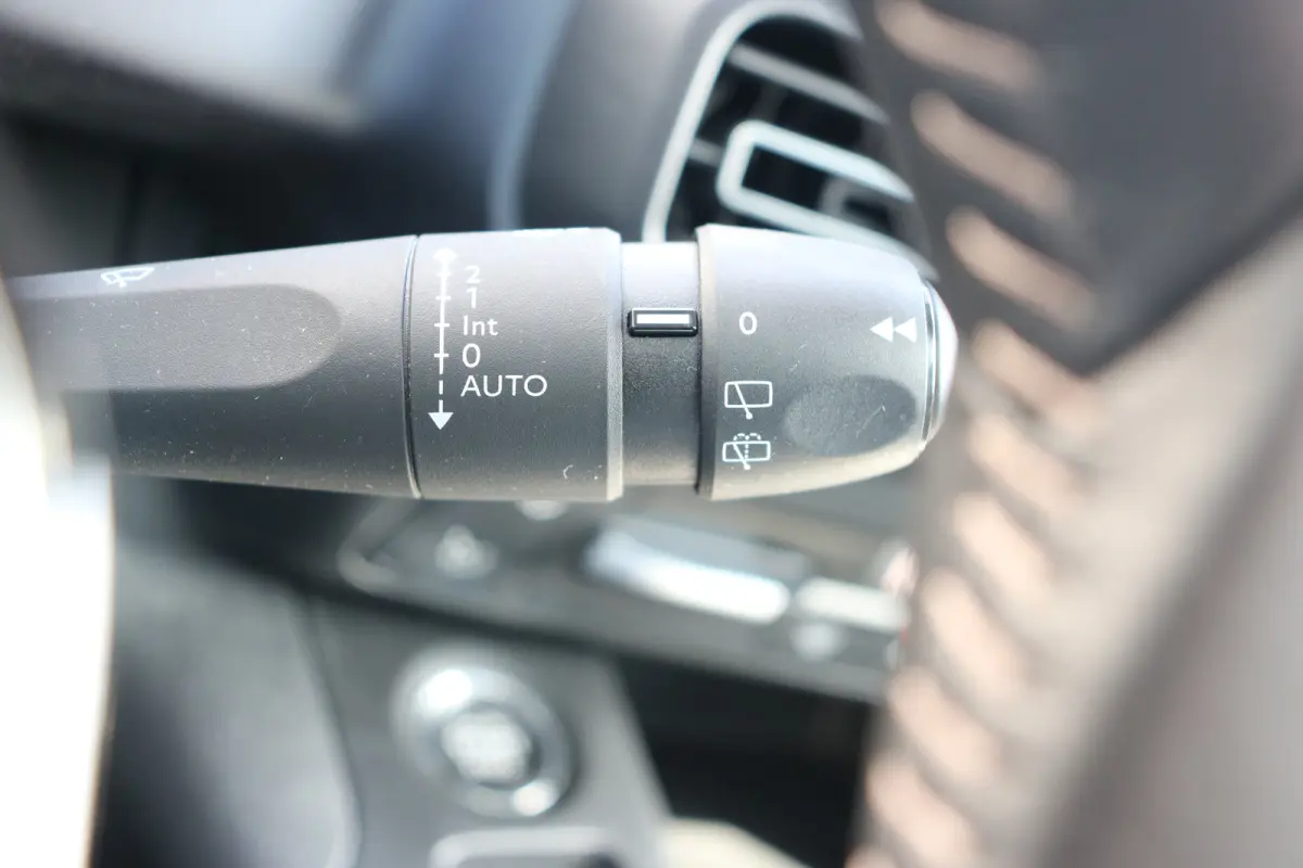 EV Allure Pack 50 kWh | Camera | Apple Carplay | Parkeersensoren V+A | Cruise control | DAB | Airco |