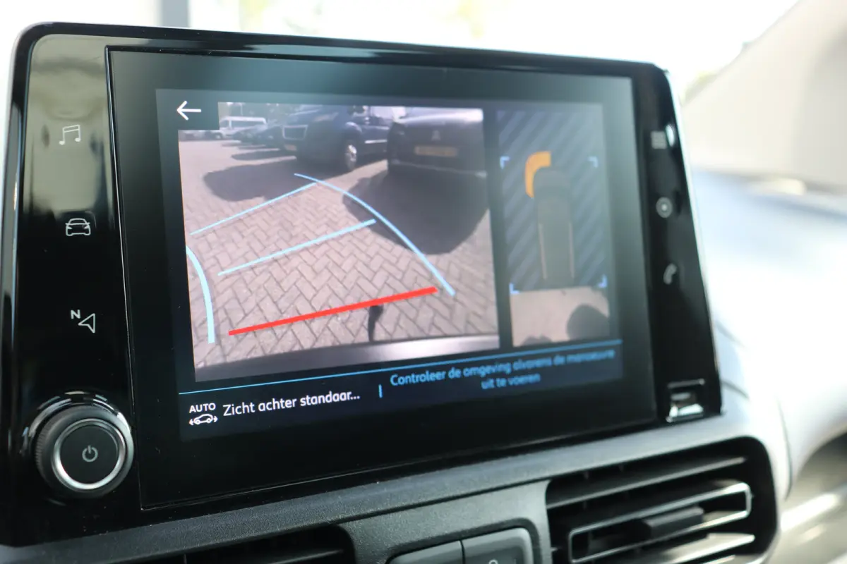 EV Allure Pack 50 kWh | Camera | Apple Carplay | Parkeersensoren V+A | Cruise control | DAB | Airco |