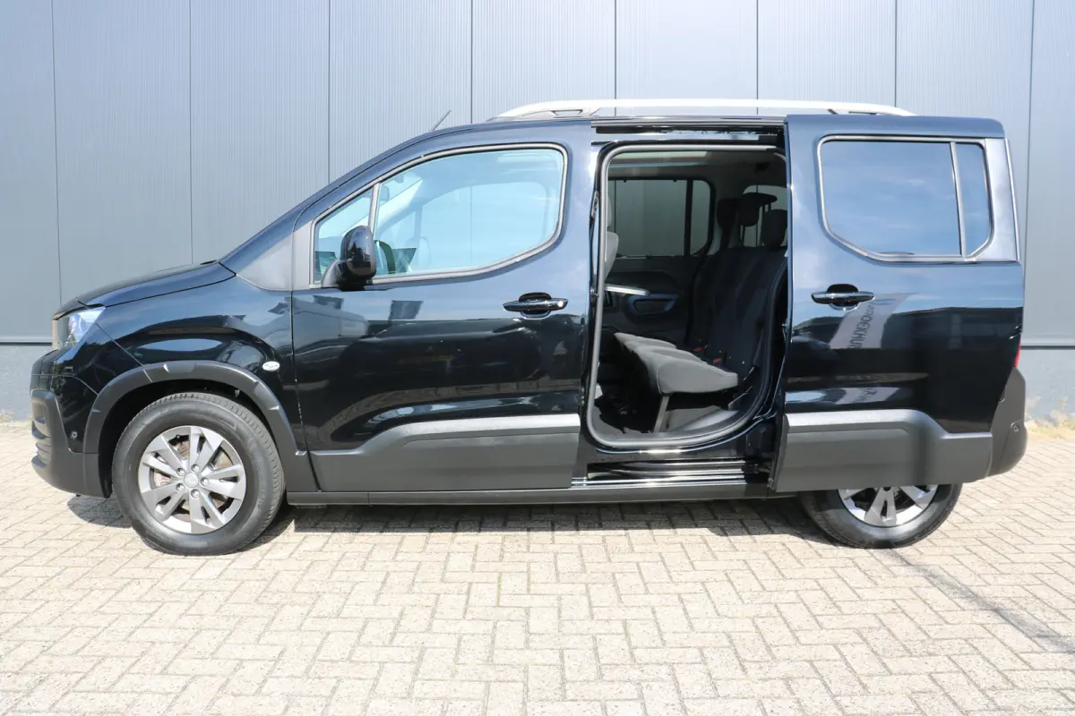 EV Allure Pack 50 kWh | Camera | Apple Carplay | Parkeersensoren V+A | Cruise control | DAB | Airco |