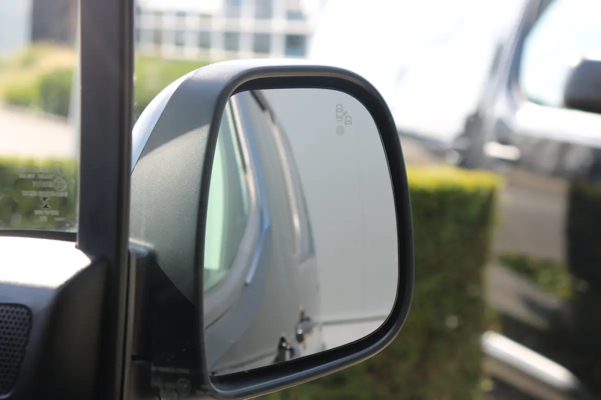EV Allure Pack 50 kWh | Camera | Apple Carplay | Parkeersensoren V+A | Cruise control | DAB | Airco |