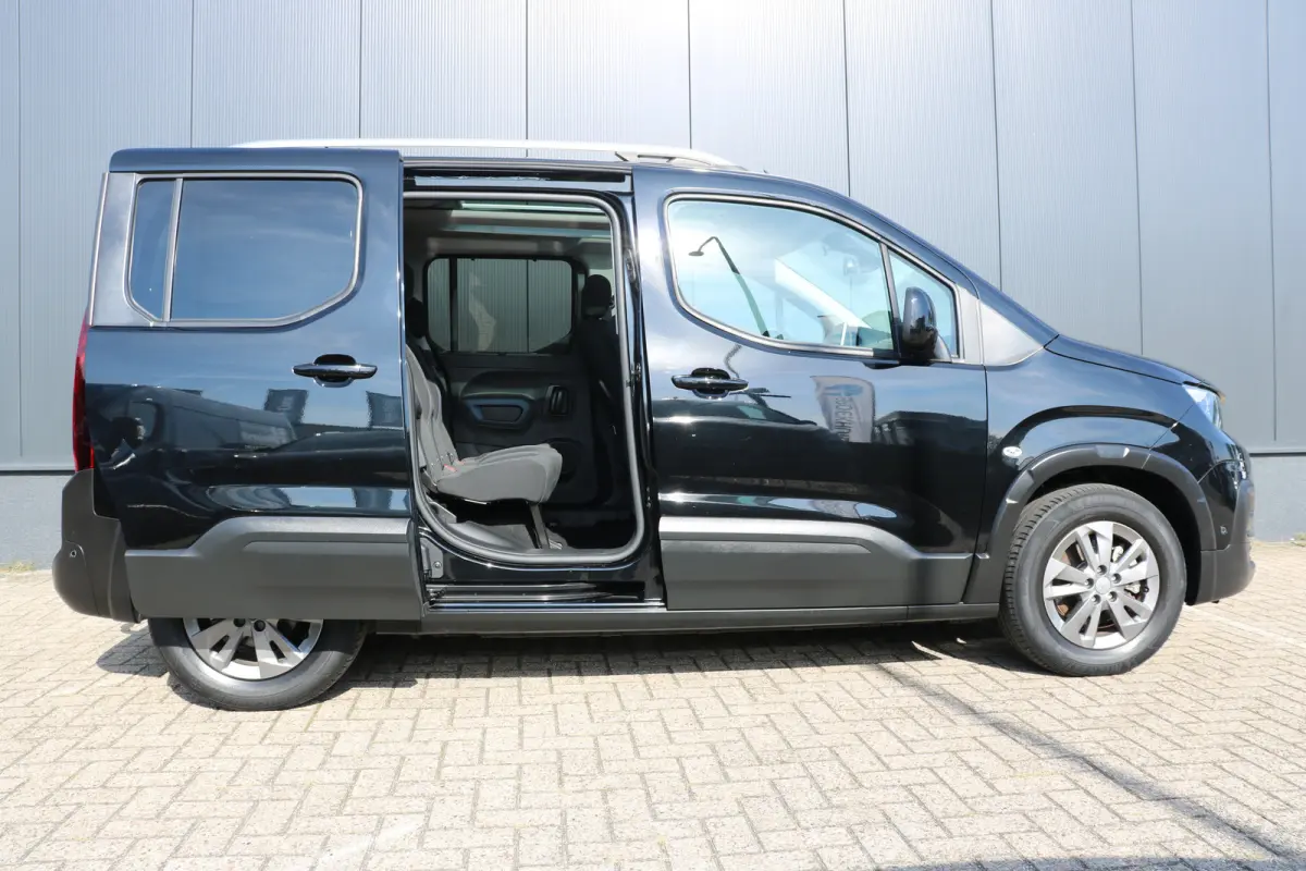 EV Allure Pack 50 kWh | Camera | Apple Carplay | Parkeersensoren V+A | Cruise control | DAB | Airco |