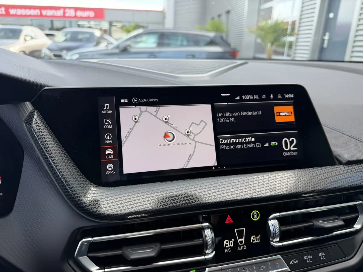 218i M Sport LED Carplay Cruise Control 18 inch HiFi Pakket Live cockpit pro M Sportstoelen